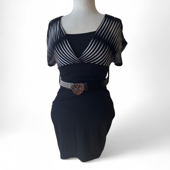 A-gaci Women's Black and White Dress - Picture 4 of 4